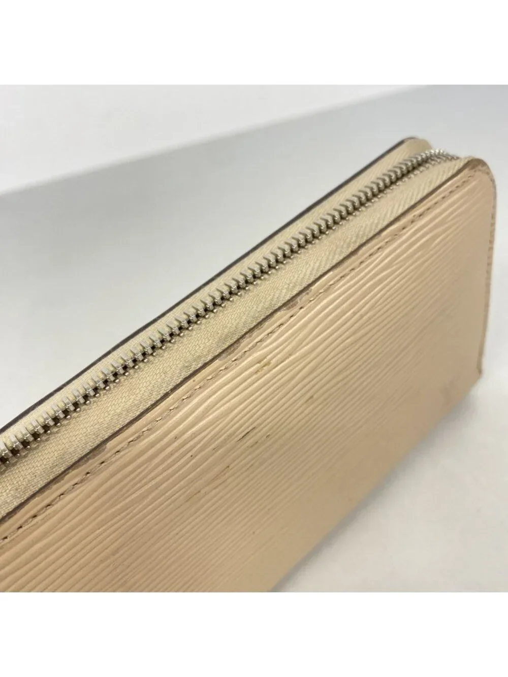Louis Vuitton Wallet Epi Zippy Dune